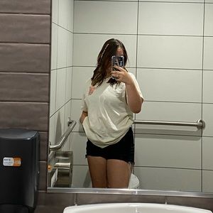 Meet your Posher, Jillian